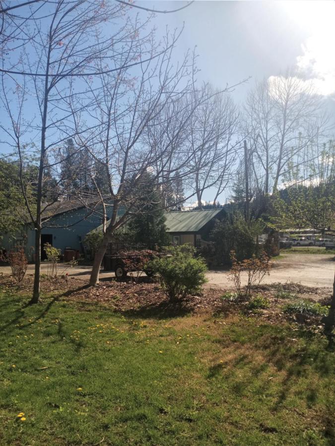 Bigfoot Rv & Cabins Park Happy Camp Екстер'єр фото