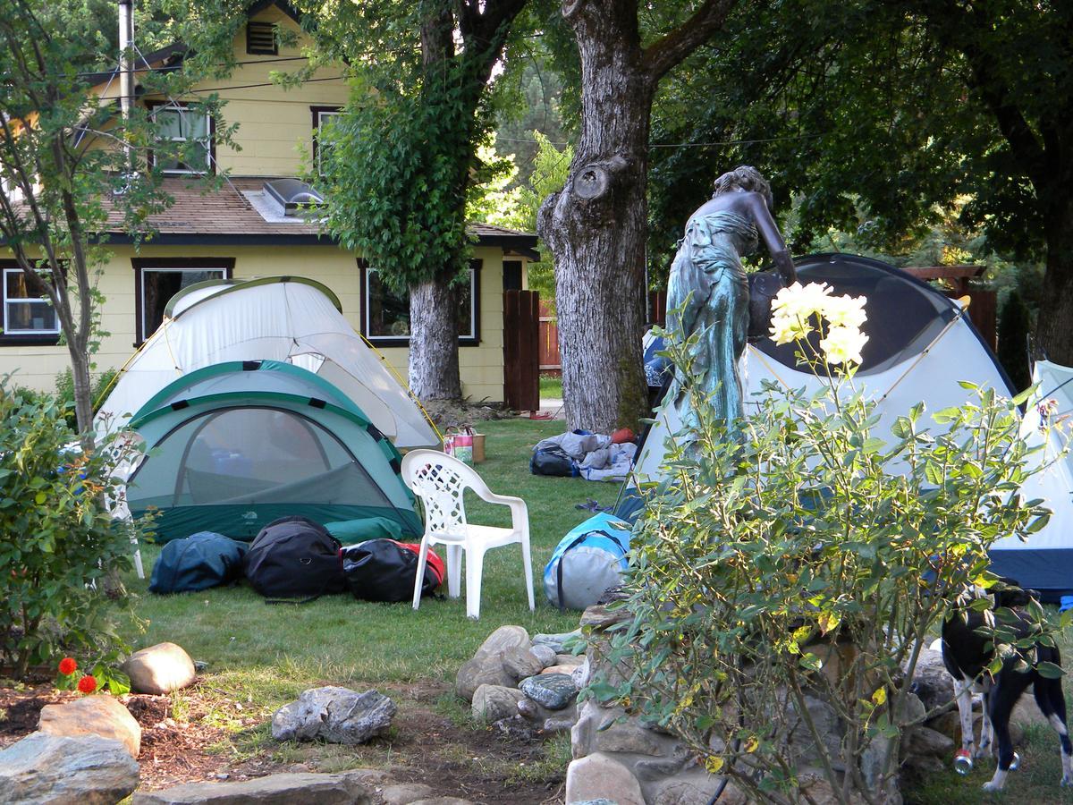 Bigfoot Rv & Cabins Park Happy Camp Екстер'єр фото